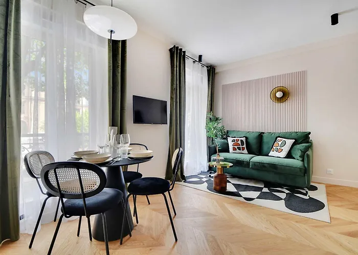 Entire Apartment Near The Eiffel Tower
